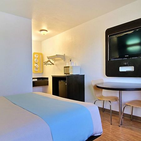Motel 6-Carlsbad, Nm Bagian luar foto