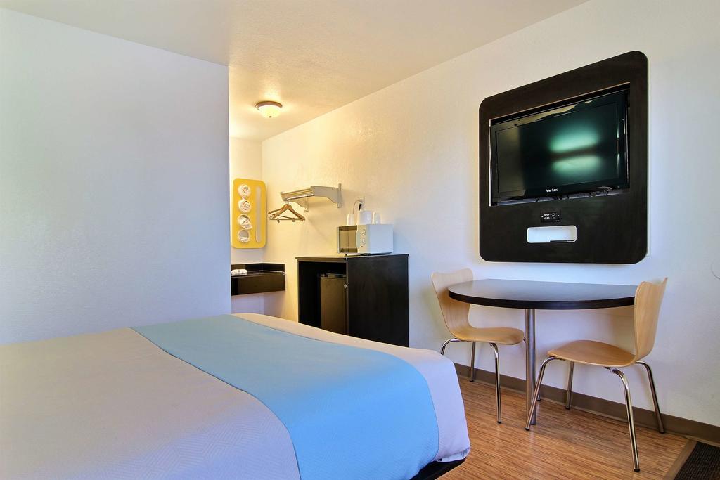 Motel 6-Carlsbad, Nm Bagian luar foto
