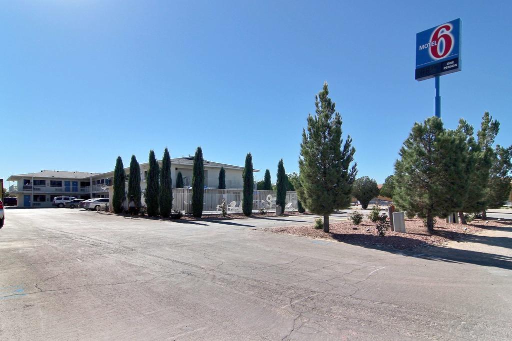 Motel 6-Carlsbad, Nm Bagian luar foto